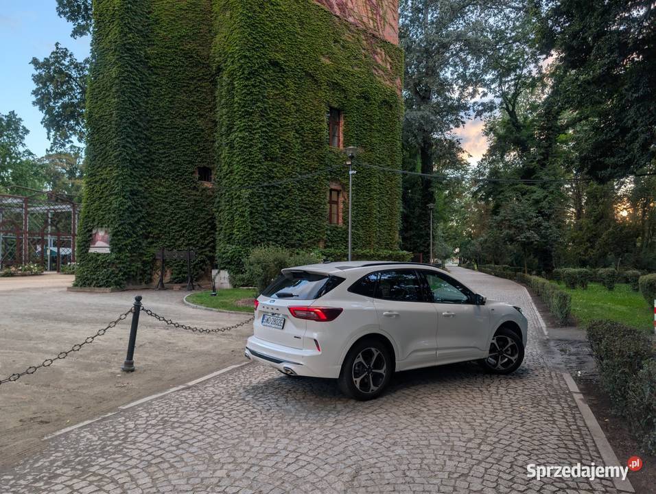 Ford Kuga Escape ST line 2025 Rok produkcji 2025 sprzedam