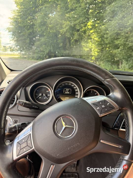 Mercedes C200 W204 2012 Polift reflektory ksenonowe Hrubieszów