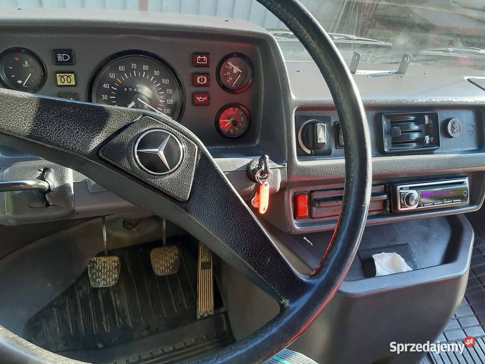 SPRZEDAM MercedesBenz Kaczka 310D Sandomierz sprzedam