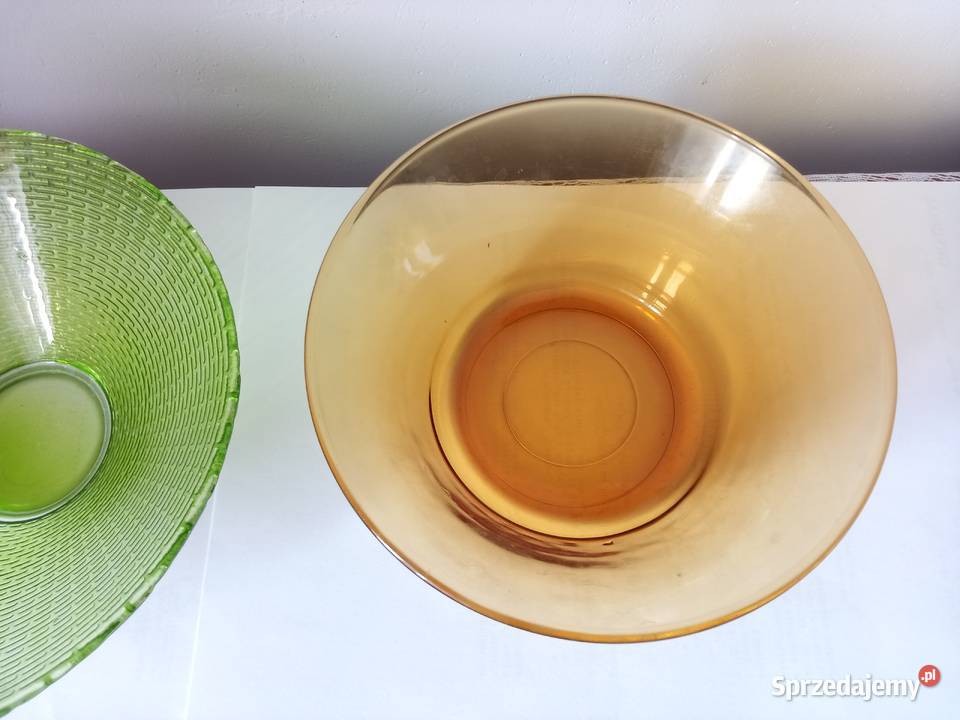 Miseczki kolorowe szkło z okresu PRLu Świdnica sprzedam