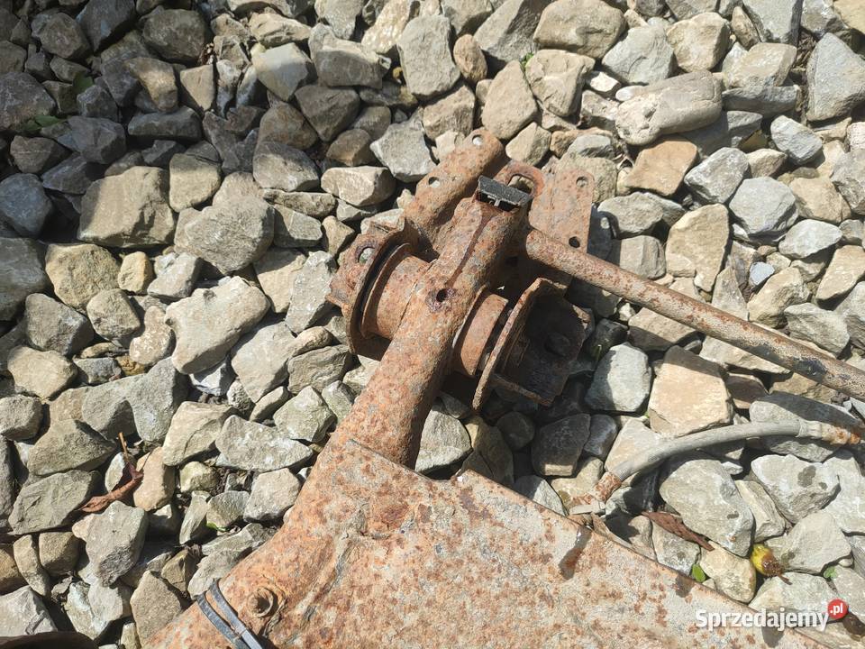 Belka oś tył tylna pod tarcze Audi 80 B4 sedan Sanok