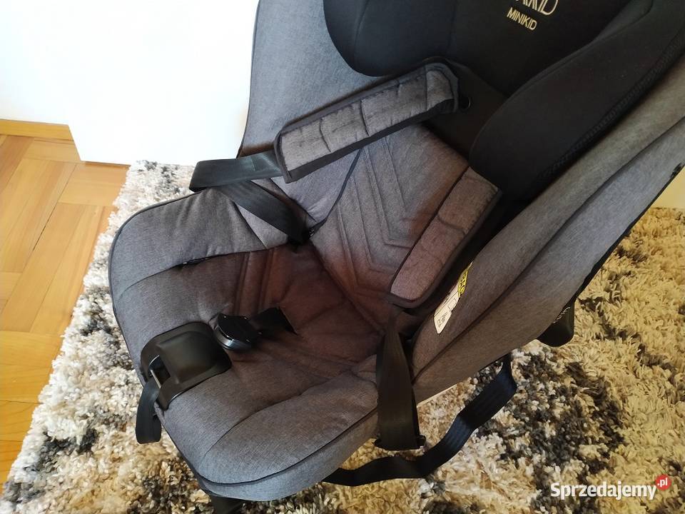 Fotelik samochodowy Axkid Minikid 20 025 świetny Rzeszów