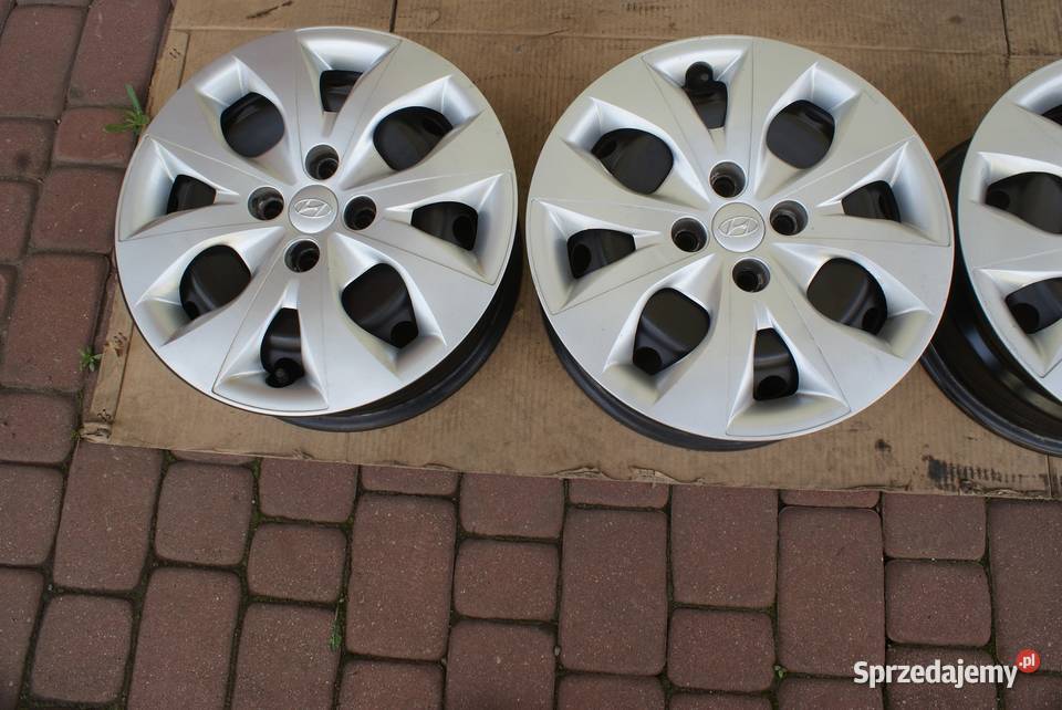 Felgi 6Jx15 4x100x541 ET47 oryginał Hyundai i20 Wara sprzedam