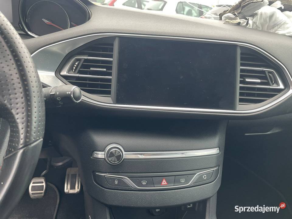 PEUGEOT 308 II 15 BlueHDi 130 EAT8 GTLine FH227 Hatchback Gdańsk