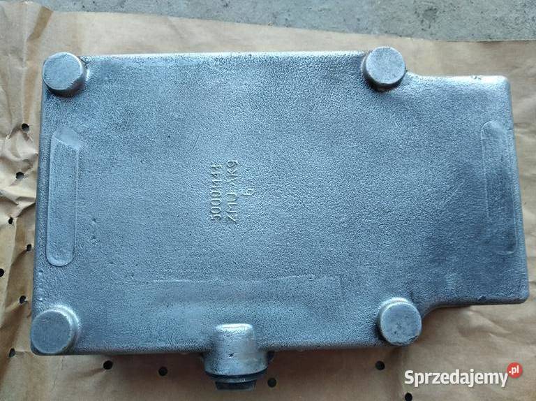 Ursus C 328 misa olejowa silnika obudowa