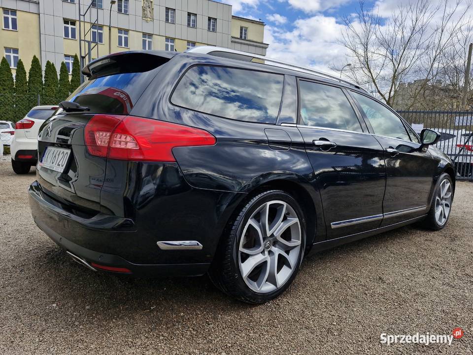 30 HDI 232 automatbogata wersja dofinansowany 8 Rok produkcji 2010 Motoryzacja