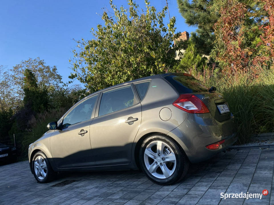 Kia Ceed Zadbana bezwypadkowa przepiękny perłowy wielkopolskie Poznań
