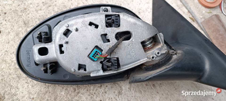 Lusterko zewnętrzne elektryczne prawe BMW e90 wielkopolskie Fałkowo