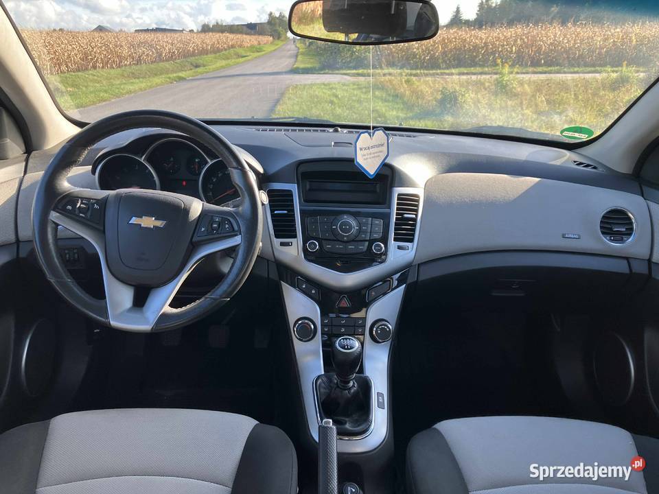Chevrolet Cruze 18 benzyna 141 przebieg 140 Bratoszewice sprzedam