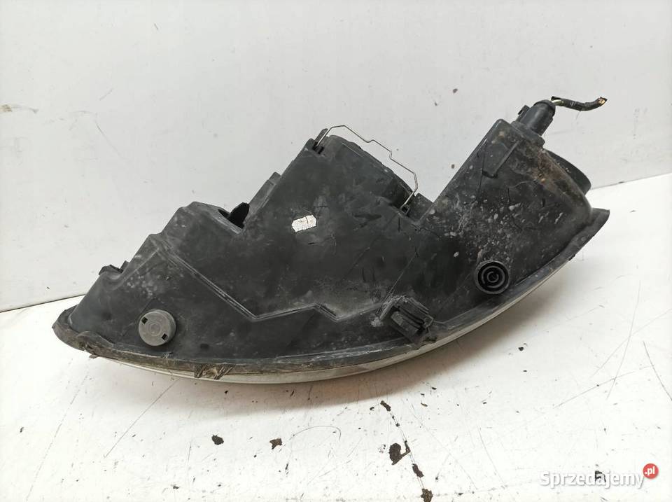 LAMPA PRZÓD PRAWA EU USZKODZONA 5P1941006A Seat osobowe