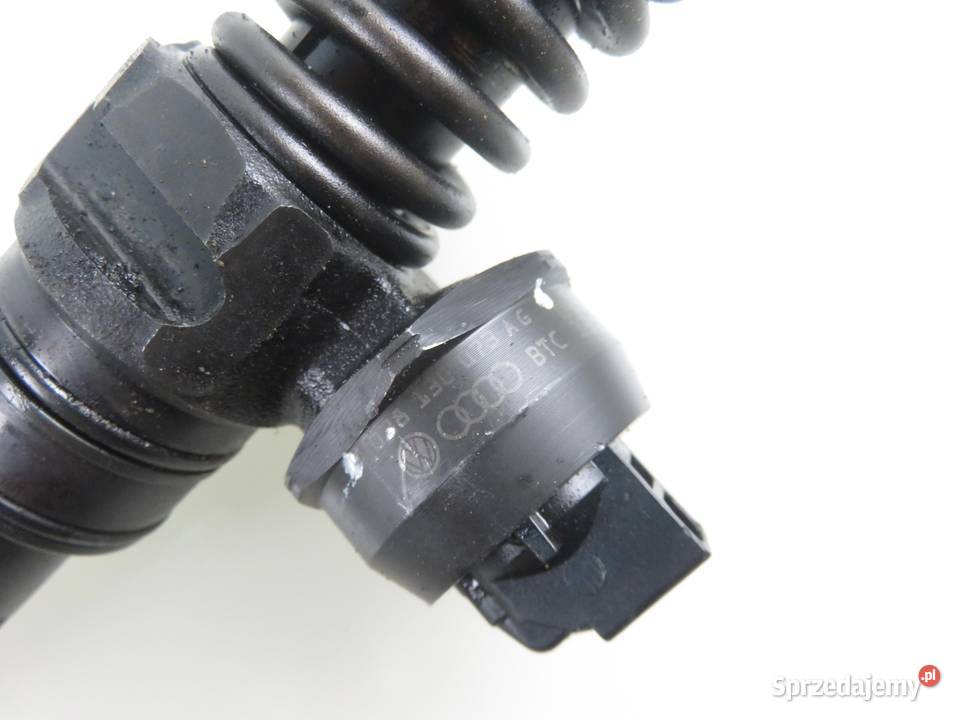 POMPOWTRYSKIWACZ 19 TDI 038130073AG 0414720215