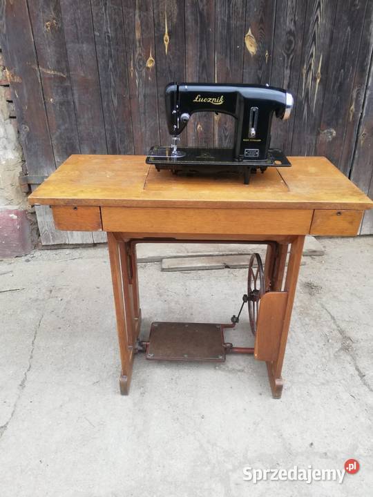 Maszyna do szycia Łucznik Legnica