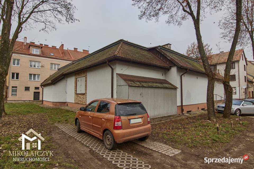 Dwa lokale usługowe w samym centrum Bartoszyc sprzedam