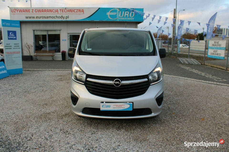 Opel Vivaro L1H1 Brygadowy FVAT Gwarancja serwisowany w ASO Warszawa sprzedam