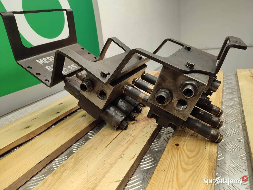 Blok hydrauliczny Merlo 4025 M18040077A Wilkowo