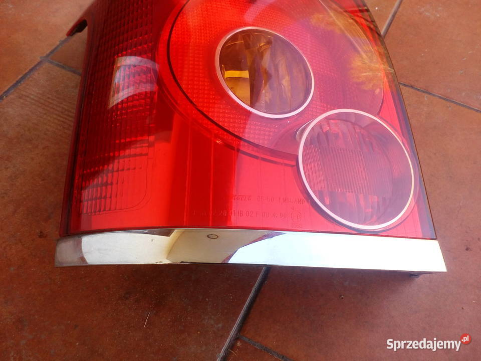 Lampa lewy tył kombi Toyota Avensis t27