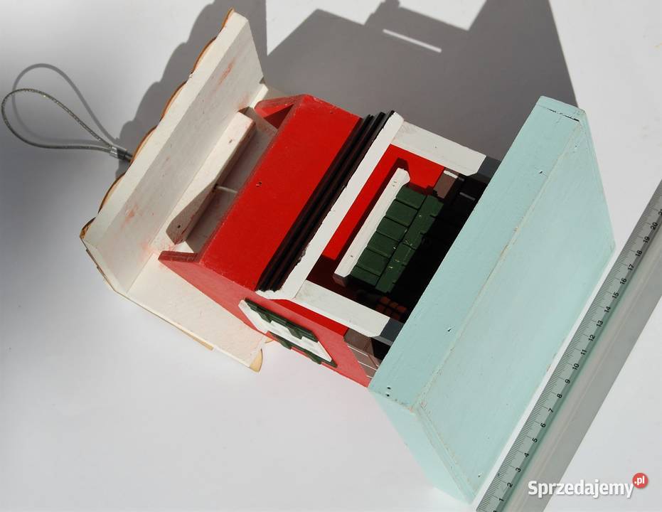 Domek drewniany skandynawski zawieszka wiszący