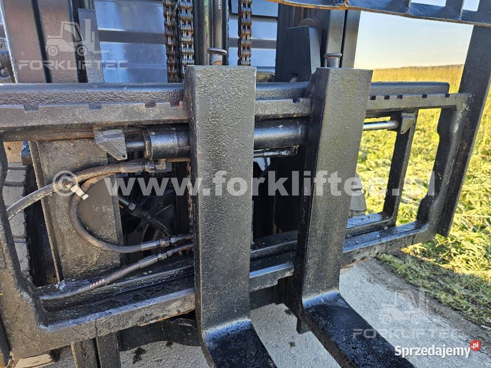Wózek widłowy TOYOTA 8FDF25 kabina przesuw Lędziny
