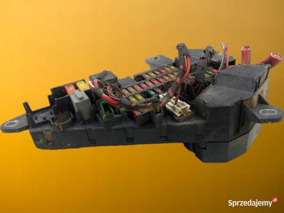 SKRZYNKA BEZPIECZNIKÓW 6906558 Bmw Seria 5 V