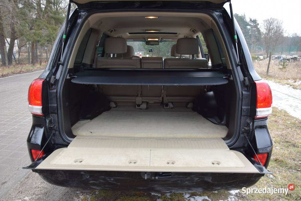 TOYOTA LAND CRUISER 200 45 V8 DIESEL SALON 4461cm3