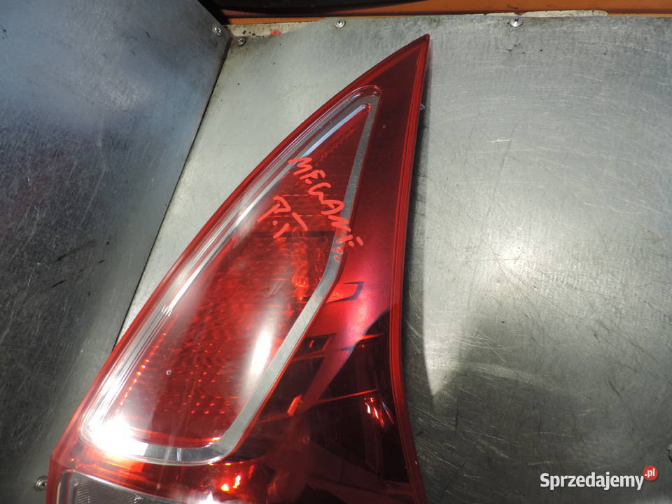 RENAULT MEGANE 2 KOMBI LAMPA PRAWY TYŁ