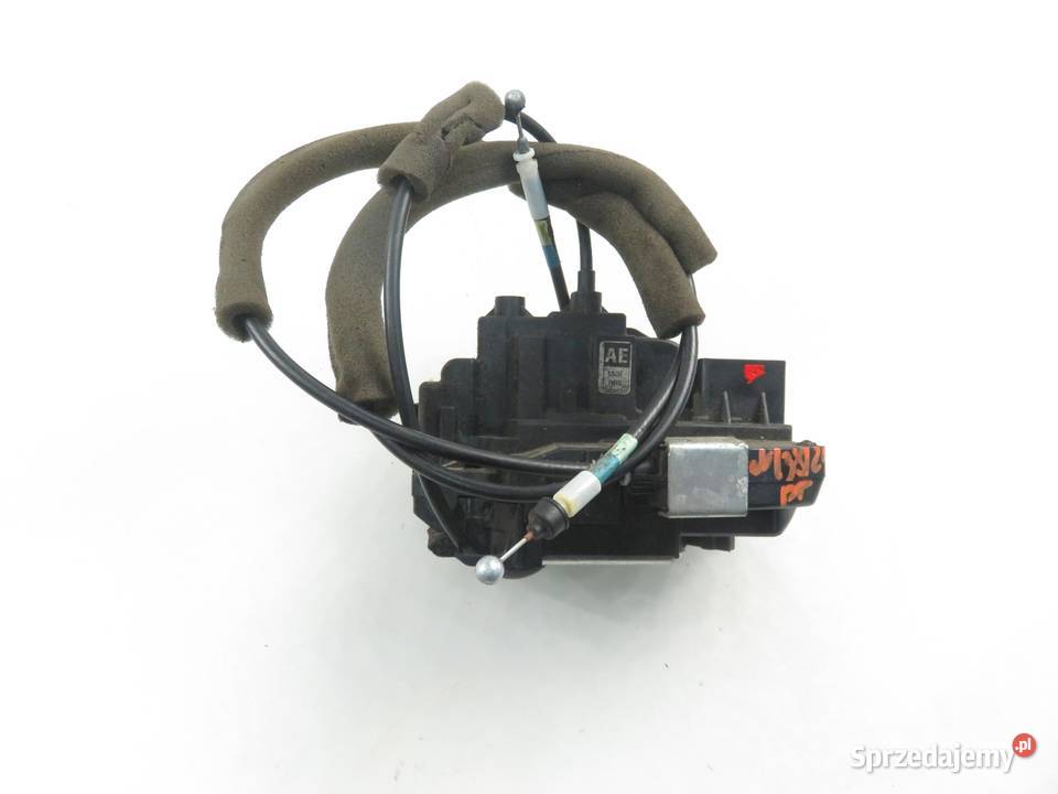 ZAMEK PRAWY TYLNY INFINITI M Q70 3 PIN