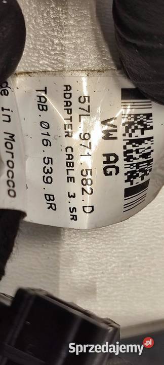 VW TAYRON ZAPINKA PASA KANAPY 3 RZĄD 57H858492 osobowe