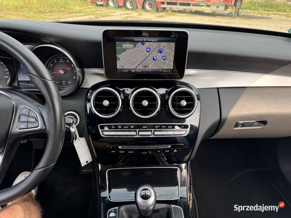 Mercedes C 16 BENZYNA Klimatronik Tempomat komputer pokładowy sprzedam