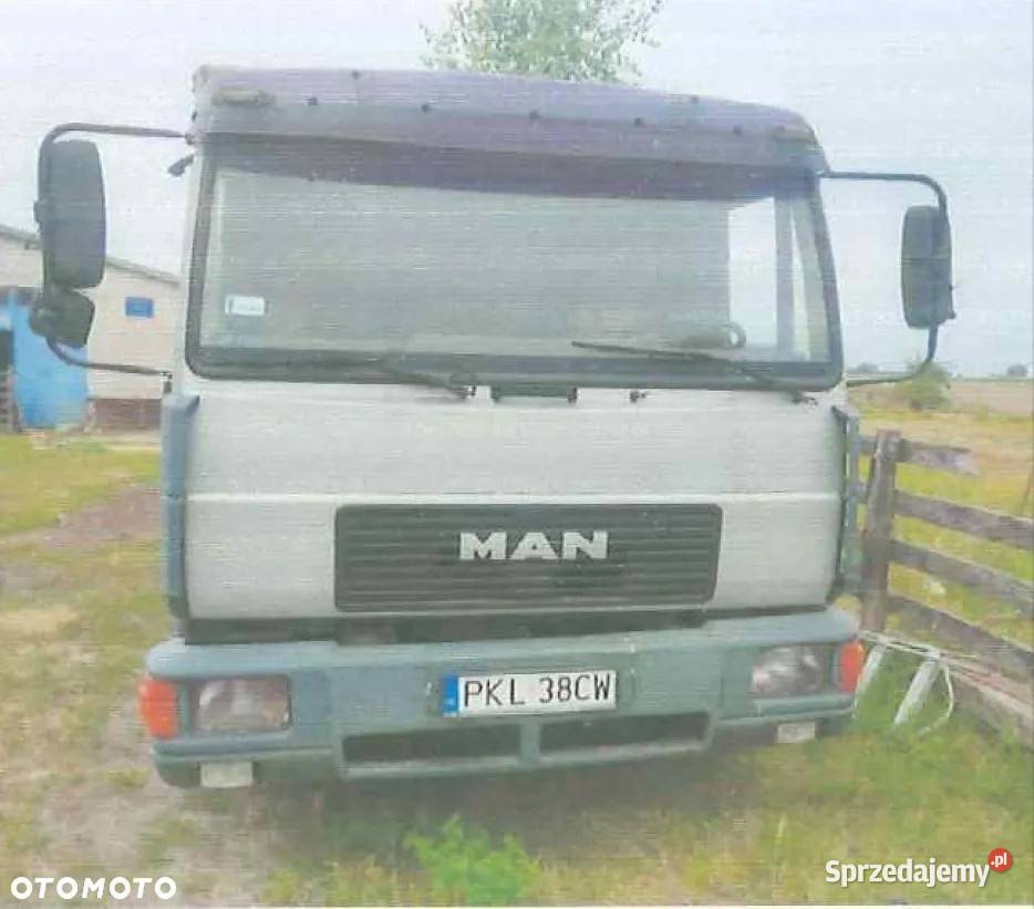 Syndyk sprzeda samochód ciężarowy marki MAN do Rybno