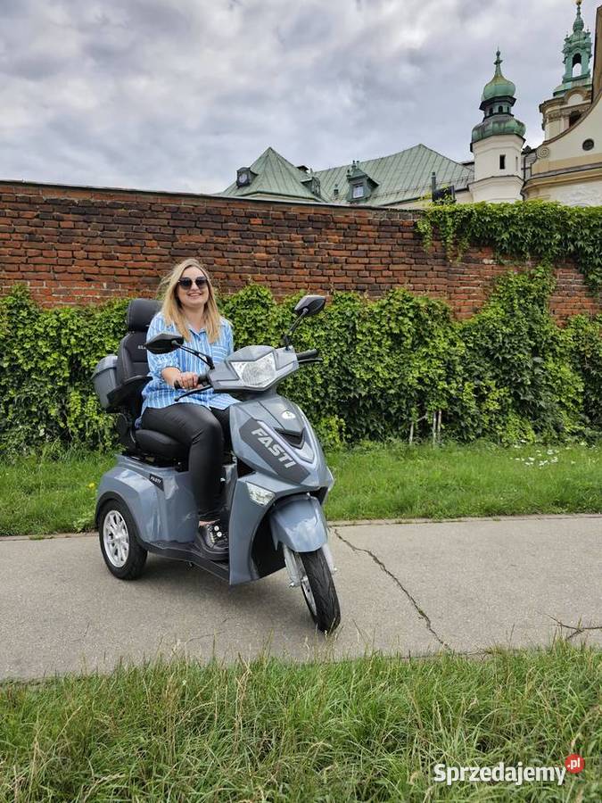 Elektryczny skuter trójkolowy Fasti 3 z dachem automatyczna