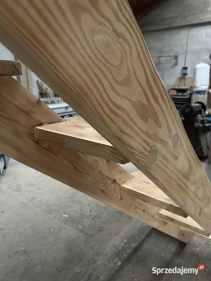 Schody drewniane samonośne kacze Brańszczyk