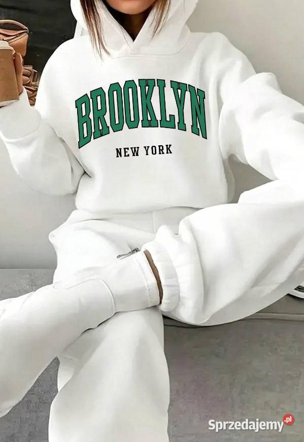 40L Shein Białe dresy z kapturem Nowe Kraków