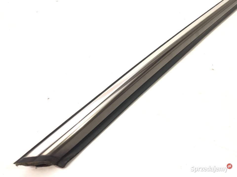 LISTWA ZGARNIAJĄCA TYŁ LEWA MERCEDES C215 osobowe sprzedam