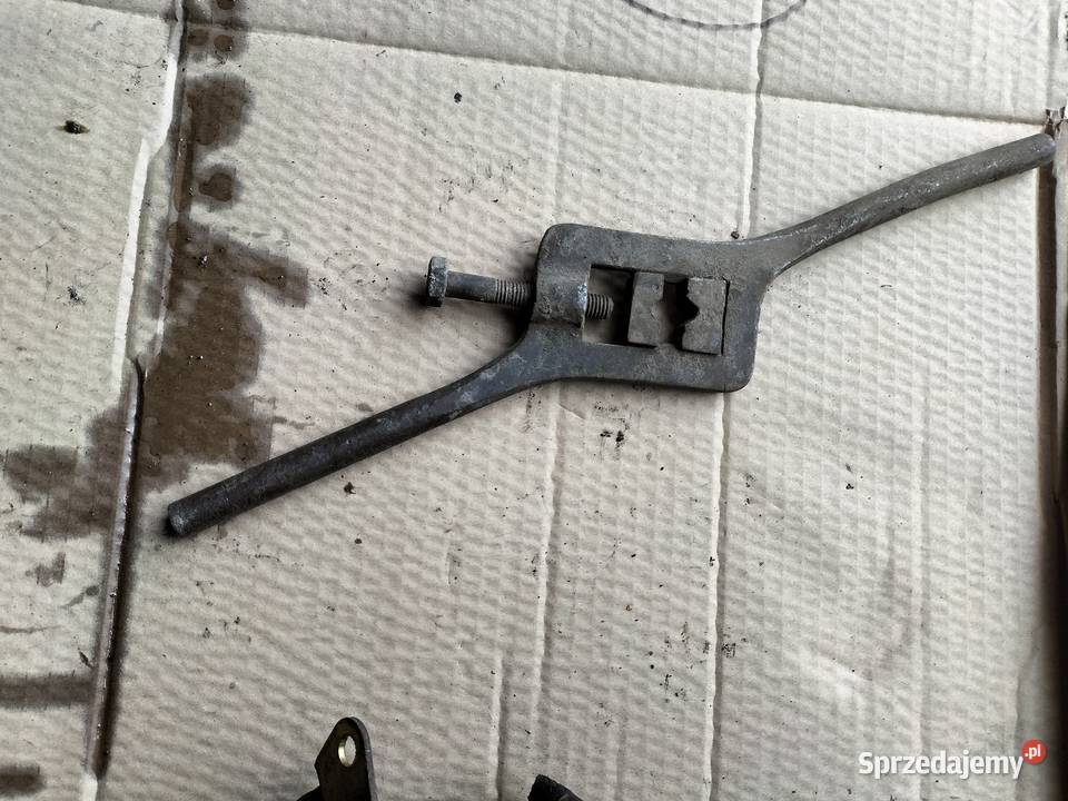 STARY UCHWYT NARZYNKI GWINTOWNIKA PRL Kamień-Kolonia sprzedam
