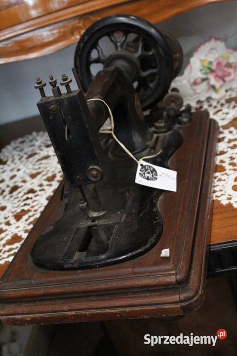 Stara maszyna do szycia Singer 141 FiaF Szczecin