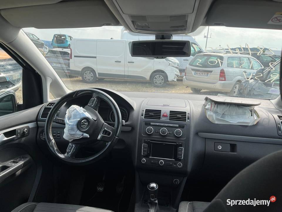 VOLKSWAGEN Touran 12 TSi 105 Cup DR315 Kielce