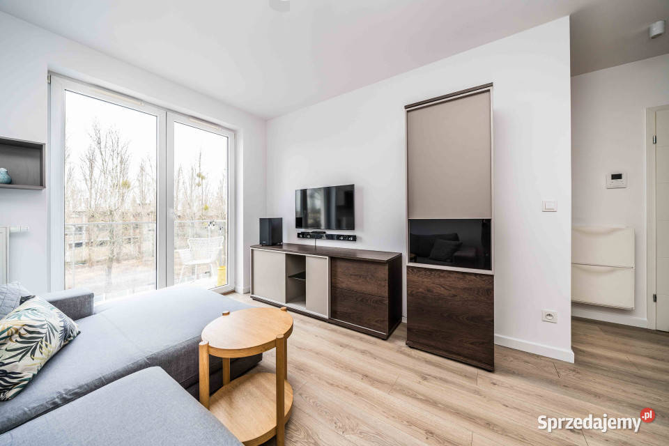 Urządzone 2 pokoje balkon Wilda sprzedam