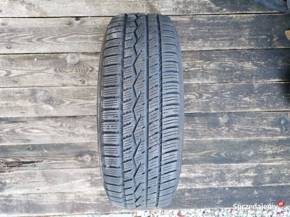 Opona całoroczna 19565 R15 TOYO CELSIUS całoroczne