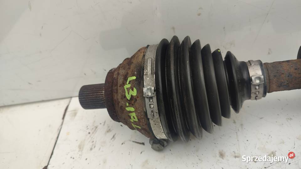 43IRL VW PASSAT B8 3G0 16TDI 3Q0407271AS PÓŁOŚ osobowe świętokrzyskie Włoszczowa sprzedam