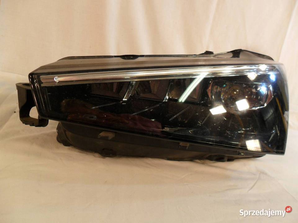 REFLEKTOR PRZÓD STRONA LEWA SKODA SCALA Nowy Tomyśl