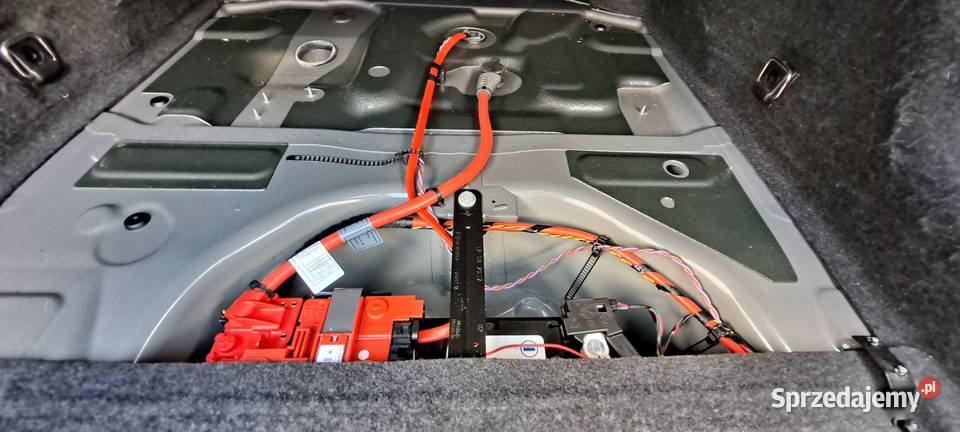 Sprzedam BMW F10 520i benzyna automat MPakiet 185KM Seria 5 Ostrołęka