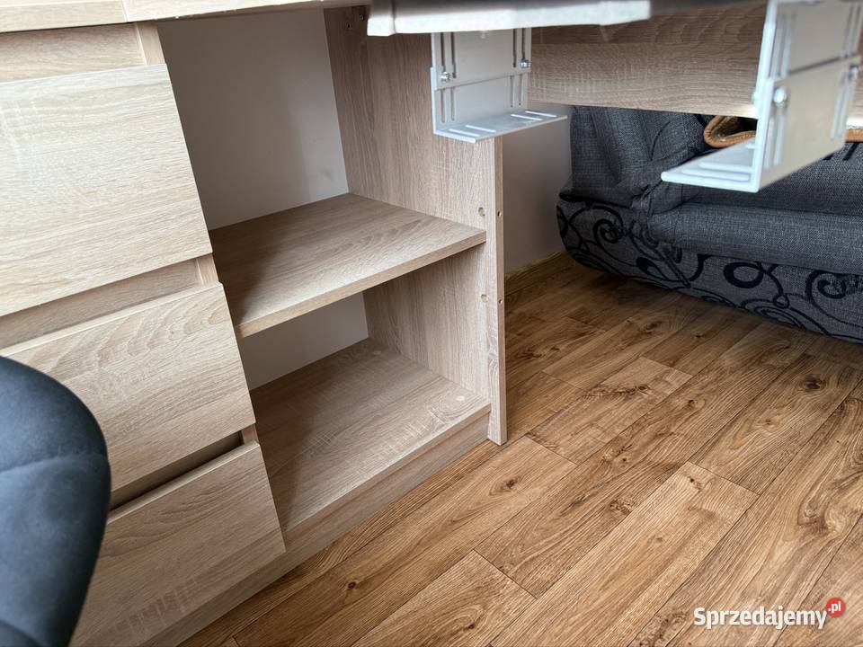 Biurko kosmetyczne Miejska Górka