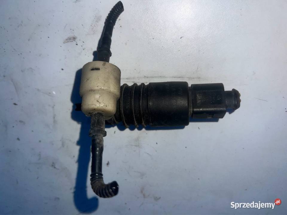 POMPA SPRYSKIWACZY SZYBY PRZÓD VW GOLF IV Ostrzeszów