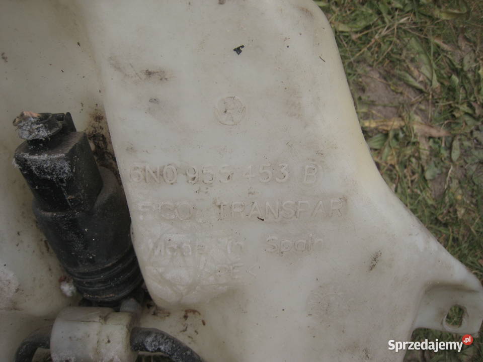 Zbiornik zbiorniczek płynu spryskiwaczy z pompką małopolskie