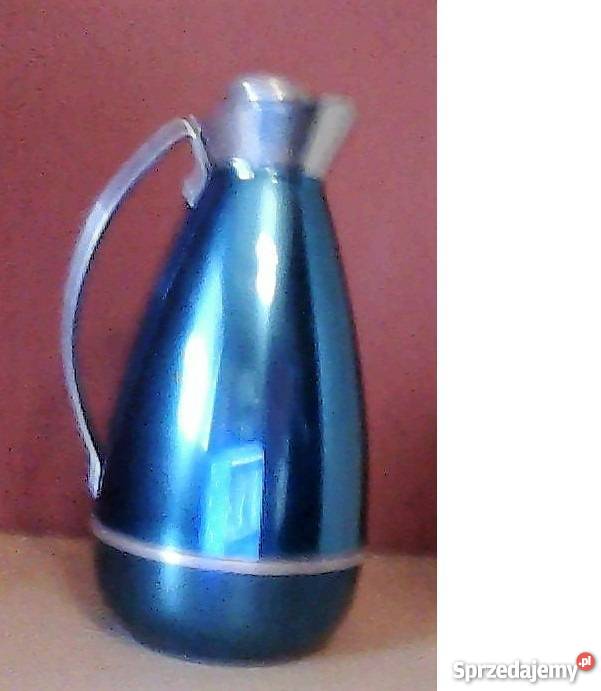 Metalowy powlekany dzban