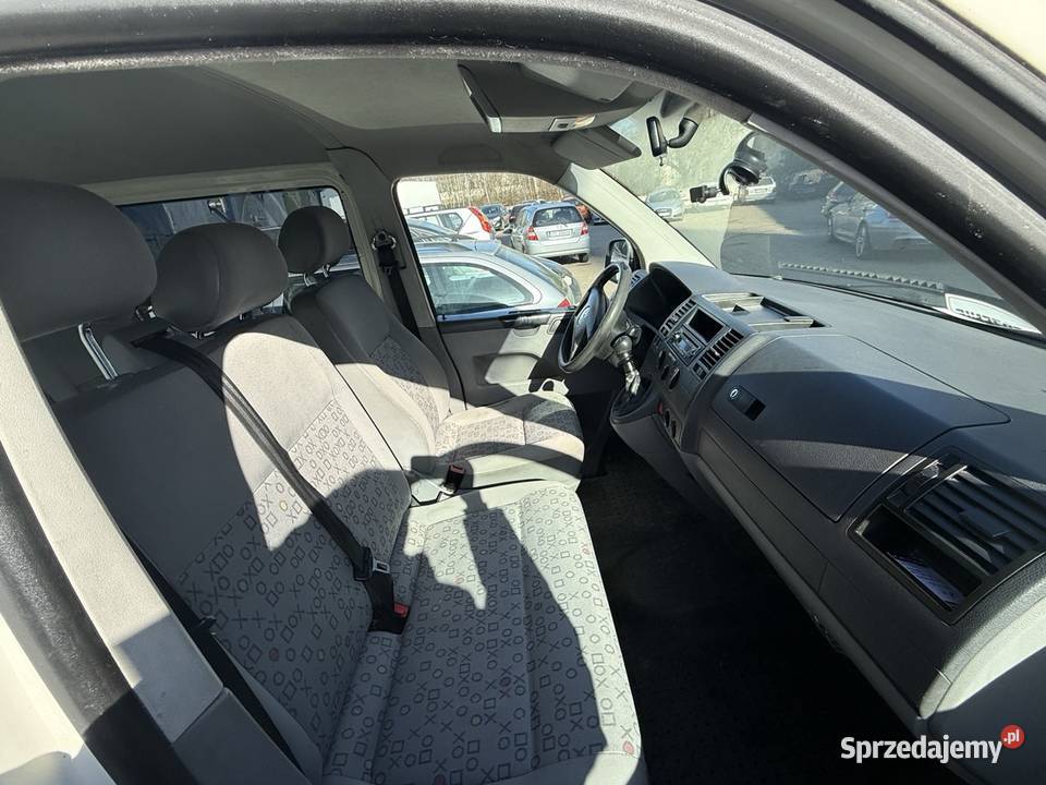 Volksvagen T5 Caravelle 9osobowy Szczecin
