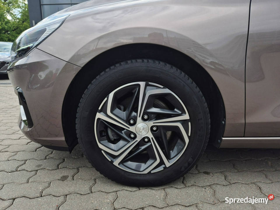 Hyundai i30 10 TGDI 6MT 120 WersjaSmart Pakiet Kombi Łódź