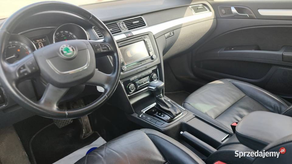 Skoda Superb kombi 20 TDI DSG 2011 170 219 śląskie Zabrze