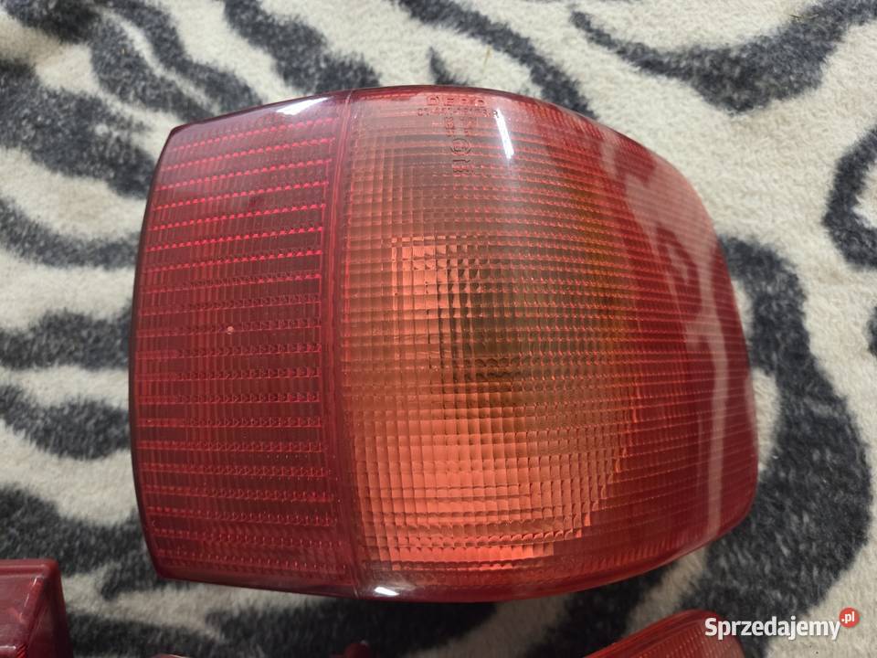 Lampy Audi 80 B4 sedan seima italiana hella osobowe