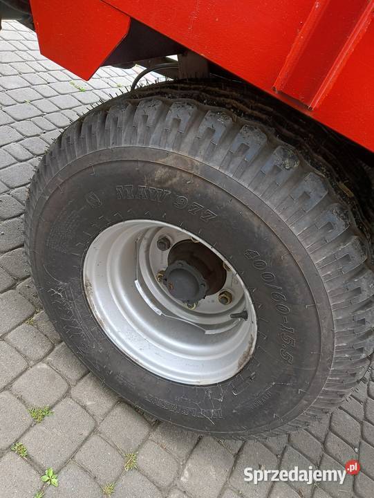 Sprzedam rozrzutnik obornika 45 tony klapa nieuszkodzony Męcina